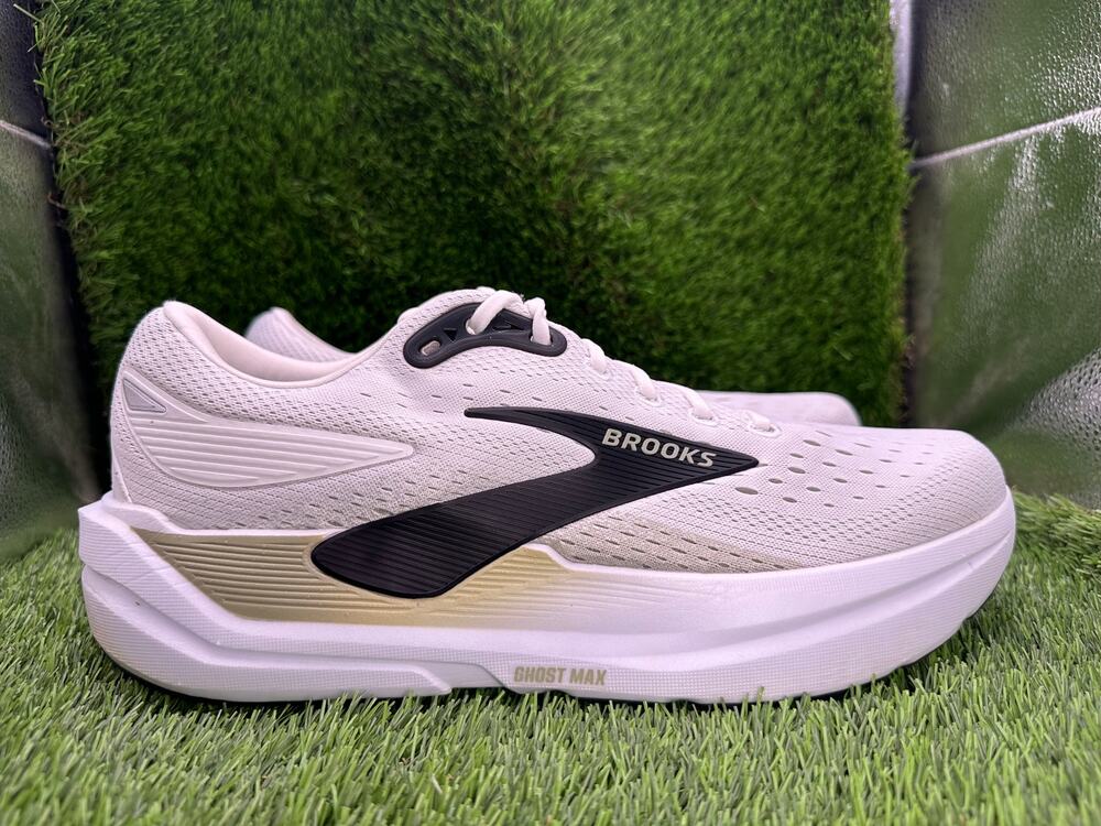 Brooks Ghost Max 3 1104641D162 Athletic Sneaker Men's 12D White Mesh Gym Sports